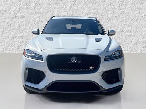 Used 2020 Jaguar F-PACE SVR image 8