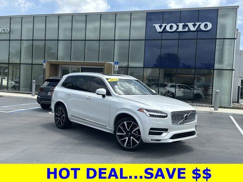 Used 2023 Volvo XC90 B6 Plus w/ Protection Package Premier AWD/4WD image 1