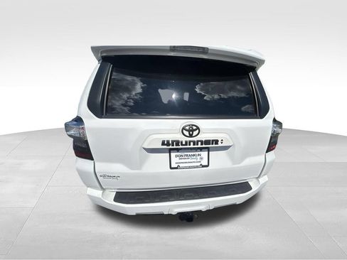 Used 2023 Toyota 4Runner SR5 AWD/4WD image 29