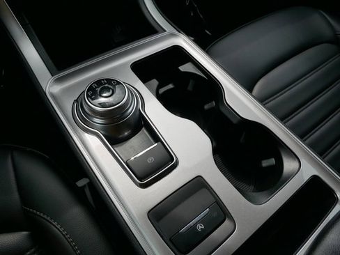 Certified 2024 Ford Edge SEL w/ Convenience Package image 27