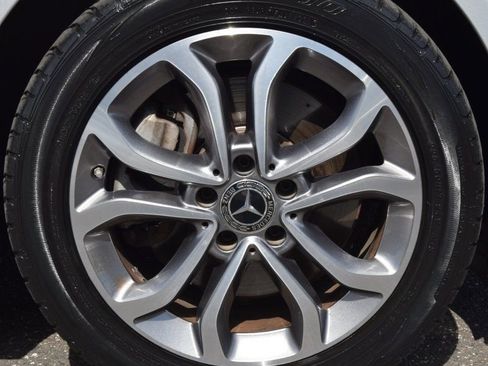 Used 2018 Mercedes-Benz C 300 4MATIC Sedan image 10