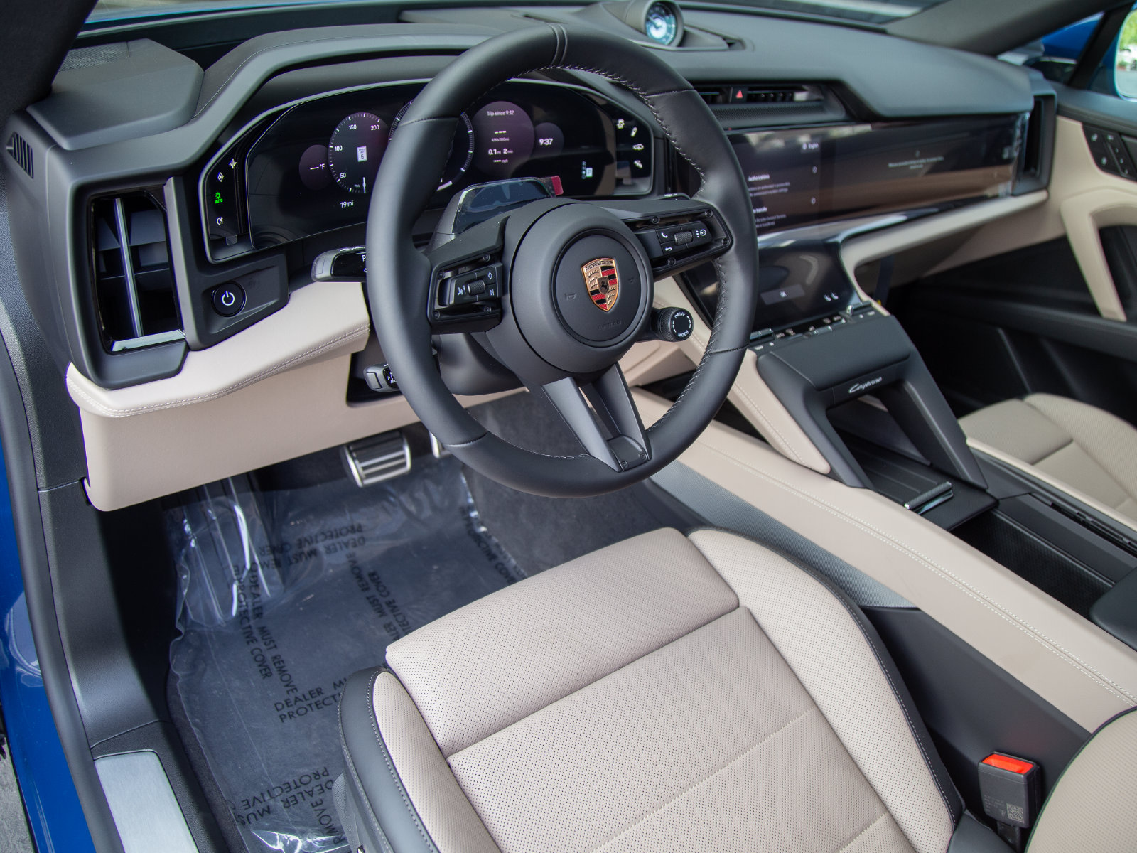 Used 2026 Porsche Cayenne Electric Coupe AWD/4WD image 4