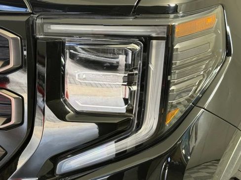 Used 2024 GMC Sierra 1500 AT4X AWD/4WD image 12