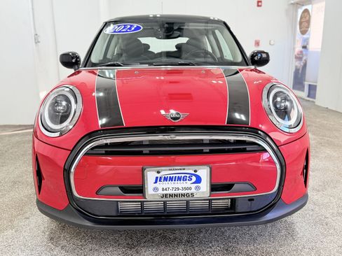 Used 2023 MINI Cooper 2-Door Hardtop image 2
