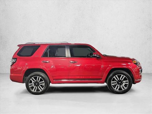Used 2018 Toyota 4Runner Limited image 4
