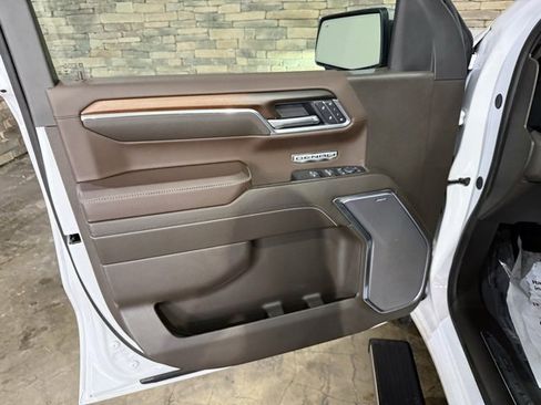 Used 2025 GMC Sierra 1500 Denali w/ Denali Reserve Package image 11