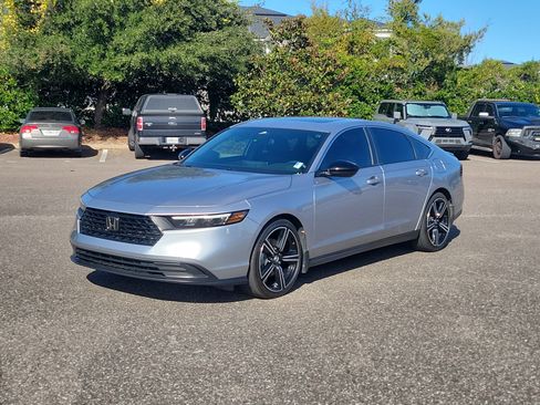 Used 2023 Honda Accord Sport image 35