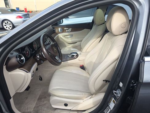 Used 2018 Mercedes-Benz E 300 w/ Premium 1 Package image 15