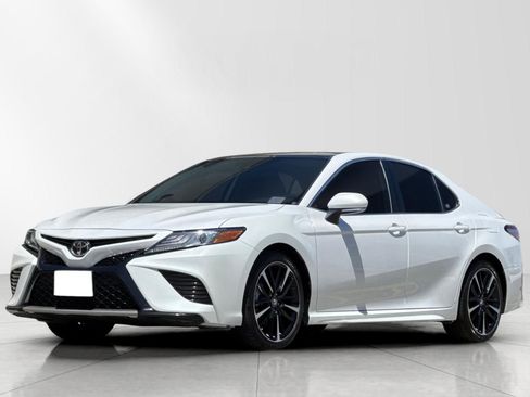 Used 2019 Toyota Camry XSE w/ Carpet Mat Package FWD image 8