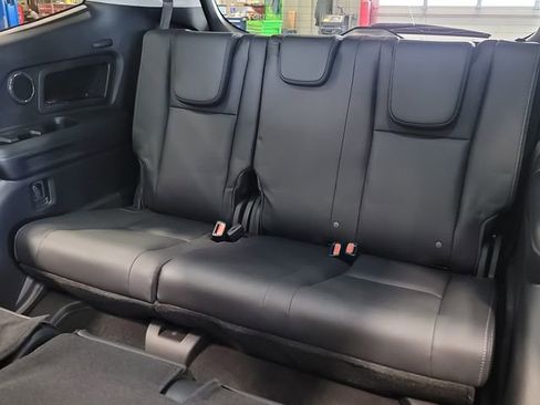 Used 2023 Subaru Ascent Limited w/ Technology Package image 34