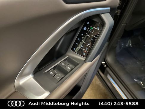 New 2025 Audi Q5 Premium Plus image 11