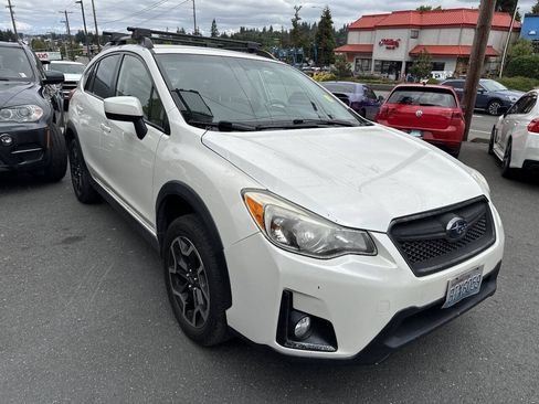 Used 2016 Subaru Crosstrek 2.0i Premium w/ Popular Package #1 AWD/4WD image 3