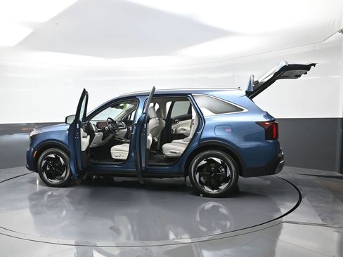New 2025 Kia Sorento EX image 59