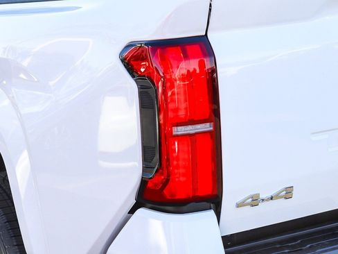 Used 2026 Toyota Tacoma SR5 image 12