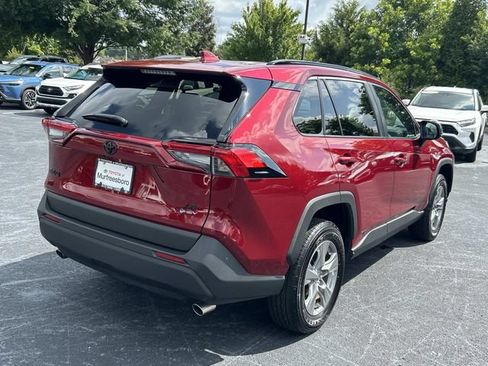 Used 2025 Toyota RAV4 LE AWD/4WD image 4