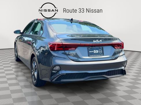 Used 2024 Kia Forte LXS FWD image 3