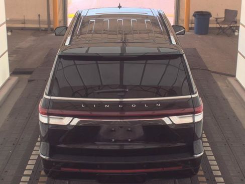 Used 2022 Lincoln Navigator L Reserve w/ Monochromatic Package RWD image 16
