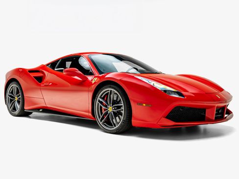 Used 2018 Ferrari 488 GTB RWD image 6