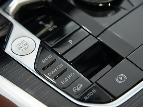 New 2026 BMW X6 xDrive40i image 18