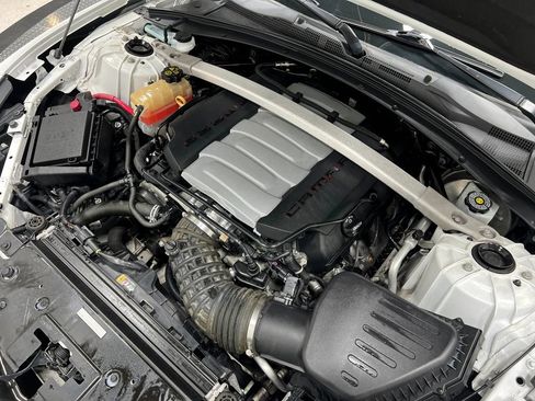 Used 2020 Chevrolet Camaro SS RWD image 28