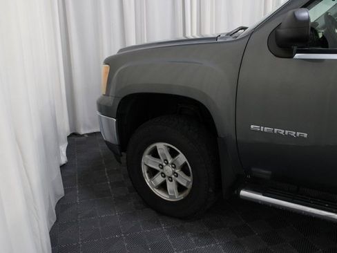 Used 2011 GMC Sierra 1500 SLE w/ Power Tech Package image 8