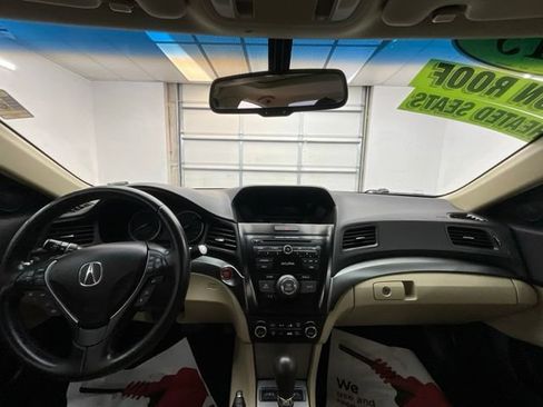 Used 2015 Acura ILX w/ Premium Package FWD image 4