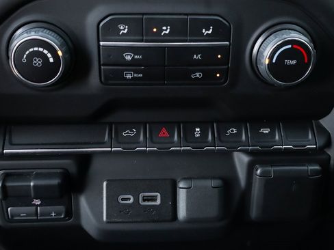 Used 2023 Chevrolet Silverado 2500 W/T w/ WT Convenience Package image 33