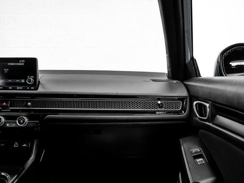 Used 2022 Honda Civic Sport image 26