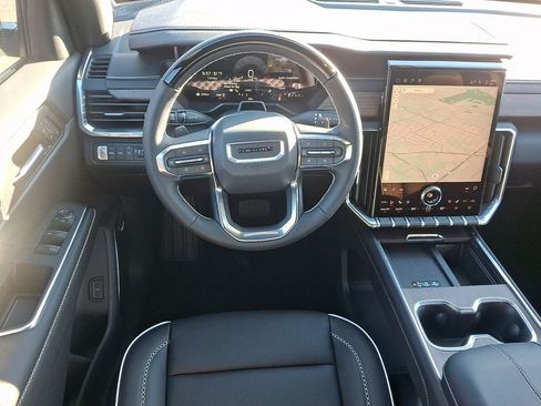 New 2026 GMC Acadia Denali w/ Super Cruise Package image 7