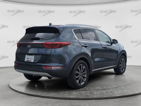Used 2018 Kia Sportage EX w/ EX Sport Appearance Package AWD/4WD image 8