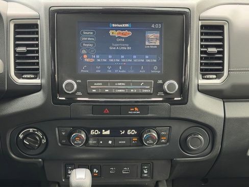Used 2022 Nissan Frontier SV w/ SV Premium Package AWD/4WD image 18