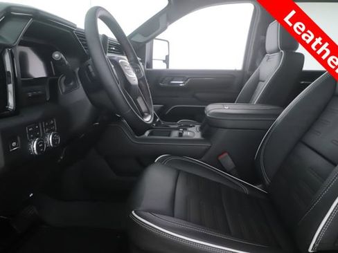 Used 2026 GMC Sierra 2500 AT4X AWD/4WD image 17