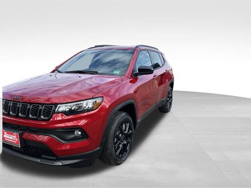 New 2026 Jeep Compass Latitude image 2