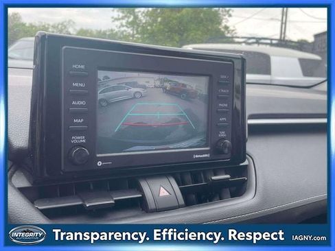Used 2021 Toyota RAV4 XLE w/ XLE Grade Weather Package AWD/4WD image 27