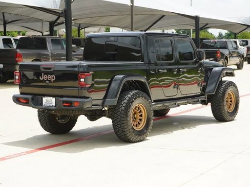 Used 2020 Jeep Gladiator Rubicon AWD/4WD image 5