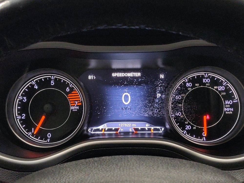 Used 2016 Jeep Cherokee Limited FWD image 23