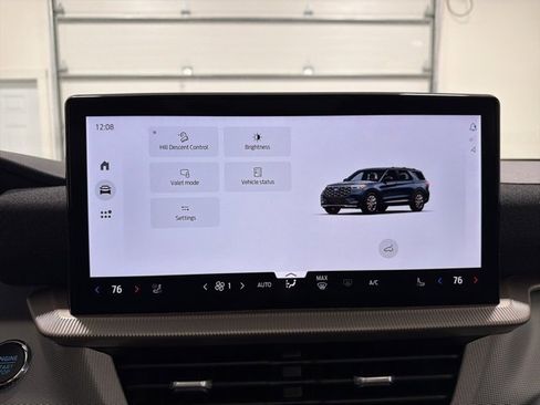 New 2026 Ford Explorer Active w/ Active Comfort Package image 25