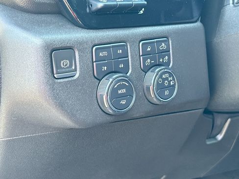 Used 2024 Chevrolet Silverado 2500 LTZ w/ LTZ Plus Package image 11