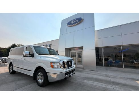 Used 2015 Nissan NV 3500 SV w/ Technology Package RWD image 1