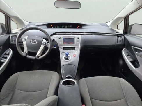 Used 2012 Toyota Prius Two FWD image 8