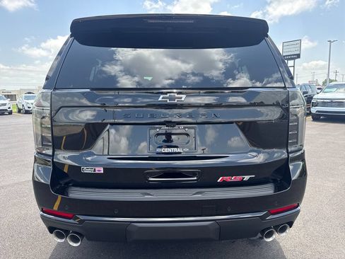 New 2026 Chevrolet Suburban RST w/ RST Capability Package AWD/4WD image 5