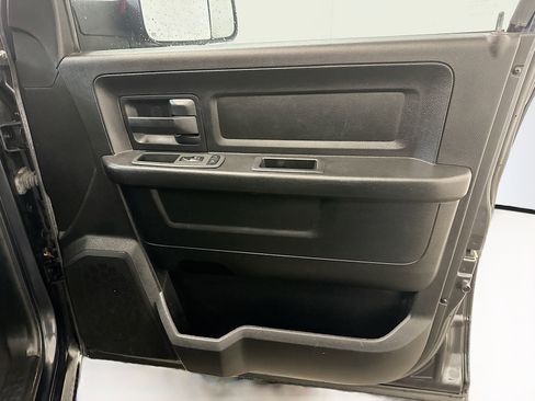 Used 2013 RAM 1500 Express AWD/4WD image 31
