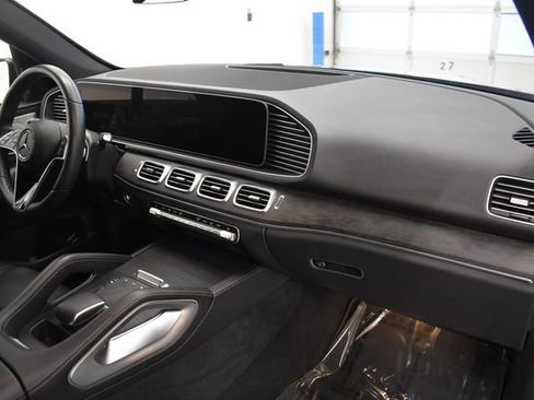 Used 2025 Mercedes-Benz GLE 350 4MATIC w/ AMG Line Exterior image 18