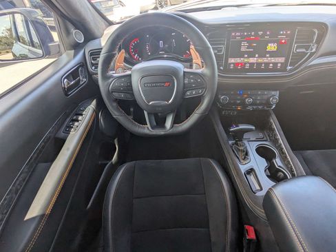 Used 2023 Dodge Durango R/T w/ Hemi Orange Plus Package RWD image 18