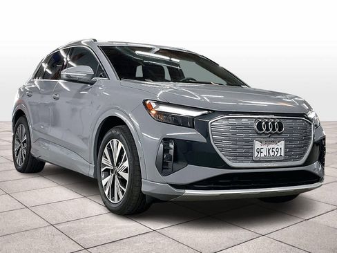 Used 2023 Audi Q4 e-tron Premium Plus w/ Premium Plus image 2