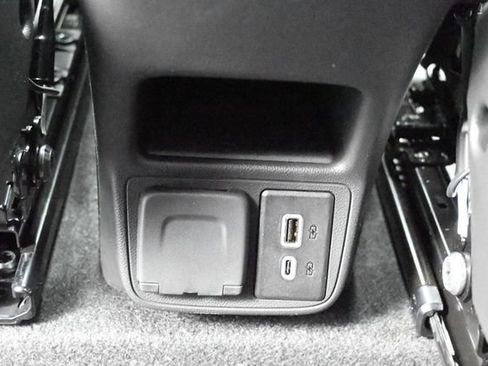 New 2026 Chevrolet TrailBlazer LT w/ Convenience Package FWD image 23
