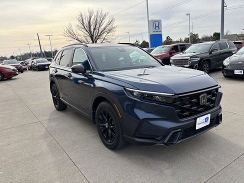 Certified 2023 Honda CR-V Sport image 3