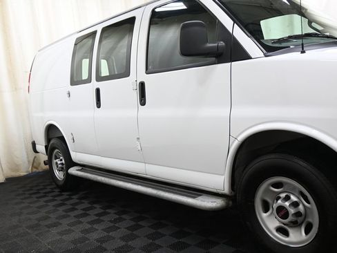 Used 2025 GMC Savana 2500 w/ Driver Convenience Package RWD image 14