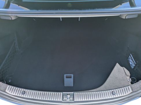 Used 2018 Mercedes-Benz C 300 Sedan image 11