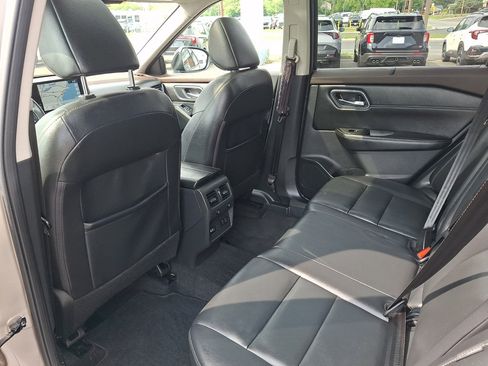 Used 2021 Nissan Rogue SL w/ Premium Package AWD/4WD image 24